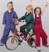Kinder-Arbeitsbekleidung als Latzhose oder Overall in den Farben kornblau, grn, rot. Klicken fr mehr Info zum Artikel