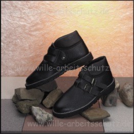 Schuhe mit Autoreifensohle als Schnallenschuh, mit Randpolster und Fu�bett. Klicken f�r Gro�bild
