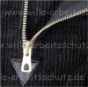 grobzahnige, starke Metallrei�verschl�sse. Klicken f�r Gro�bild